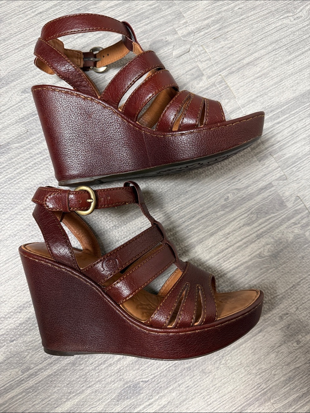 Born Brown Strappy Wedge Sandals Size 8